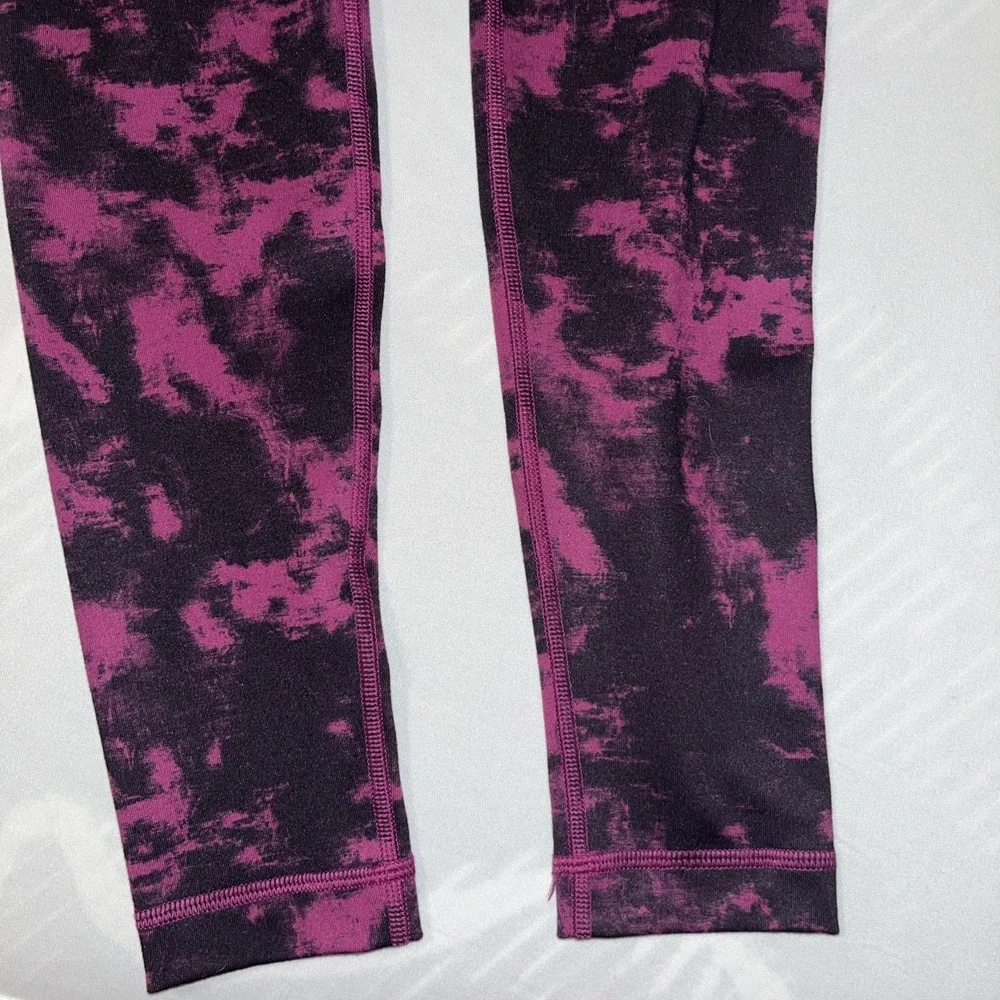 Lululemon Women's Purple Black Tie Dye High Rise Leggings Athletic Pants